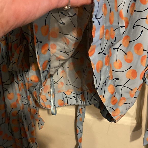 Free people cropped flared sleeve blouse size XS - Picture 4 of 9